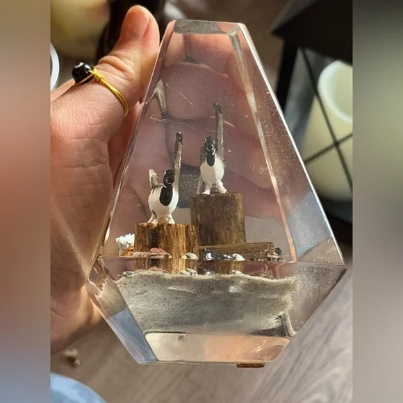 Vintage Solid Lucite Obelisks Diorama Canada Goose Paperweight Sculpture 1970's - Picture 6 of 8